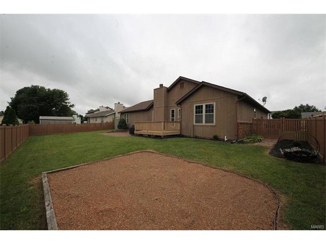 1542 Thunderbird Ln, Belleville, IL 62221 photo 37