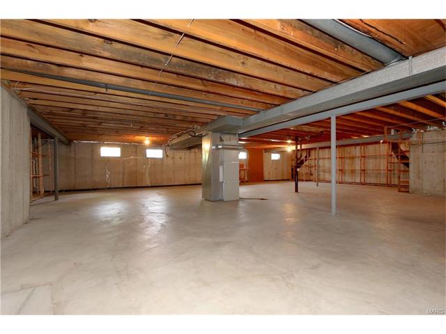 117 Lea Meadows Dr, Ballwin, MO 63011 photo 21