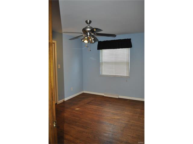 111 Covert Ln, Ellisville, MO 63021 photo 10