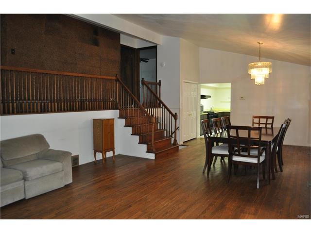 111 Covert Ln, Ellisville, MO 63021 photo 8