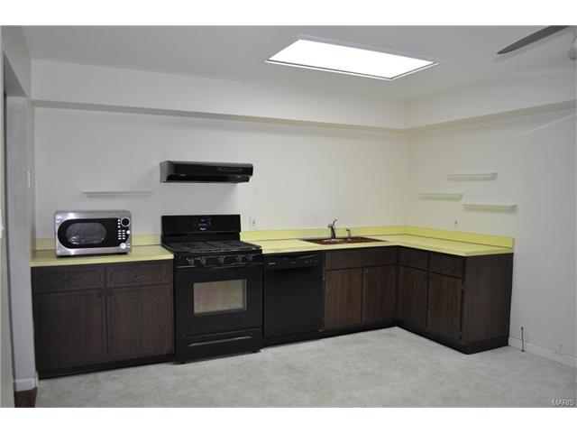 111 Covert Ln, Ellisville, MO 63021 photo 5
