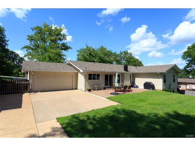 702 Guenevere Dr, Ballwin, MO 63011 photo 25