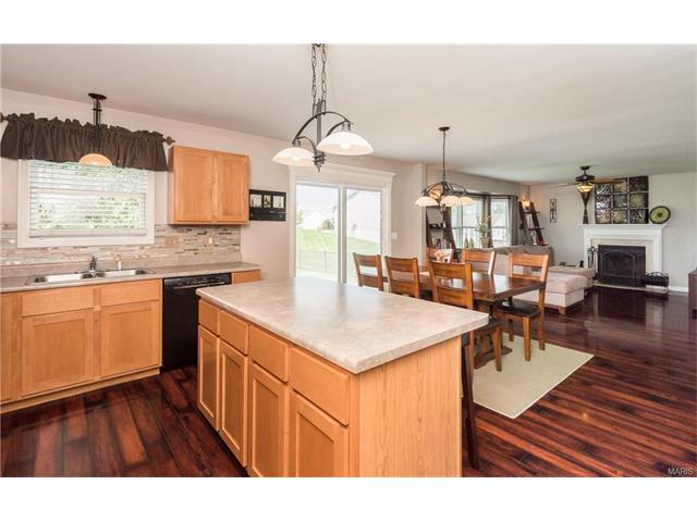 1038 Batters Box Ct, O Fallon, MO 63366 photo 10