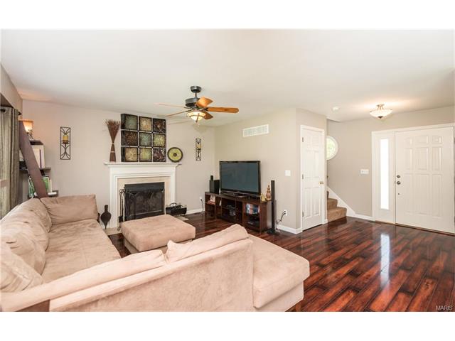 1038 Batters Box Ct, O Fallon, MO 63366 photo 7