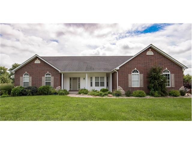 900 Fairway Dr, Union, MO 63084 photo 1