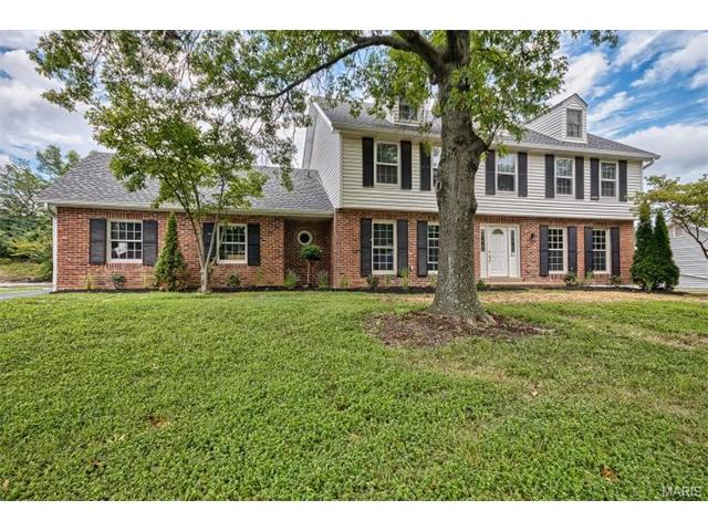 511 Holshire Way, Ballwin, MO 63011 photo 2