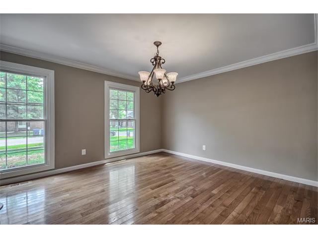 511 Holshire Way, Ballwin, MO 63011 photo 13