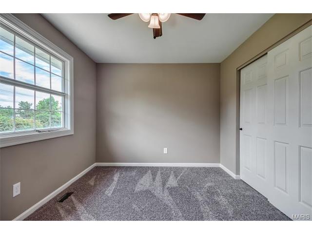 511 Holshire Way, Ballwin, MO 63011 photo 31