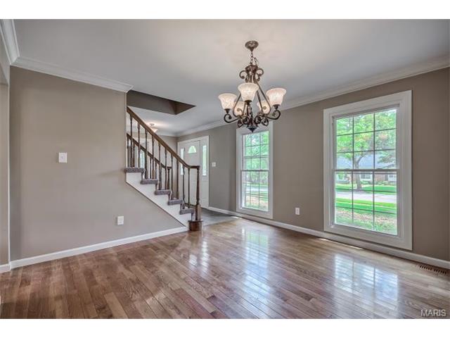 511 Holshire Way, Ballwin, MO 63011 photo 12