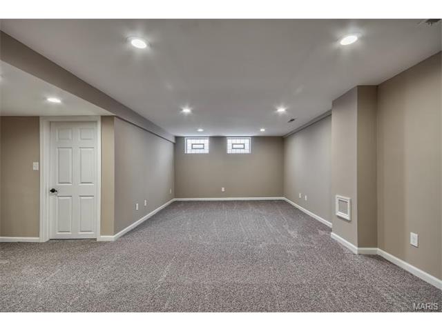 511 Holshire Way, Ballwin, MO 63011 photo 35