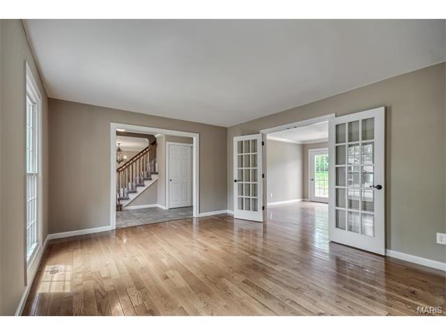511 Holshire Way, Ballwin, MO 63011 photo 18