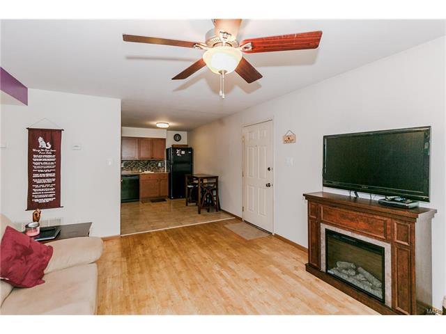 709 Ridgeside Dr #K, Ballwin, MO 63021 photo 9