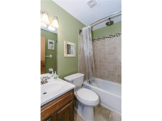709 Ridgeside Dr #K, Ballwin, MO 63021 photo 13