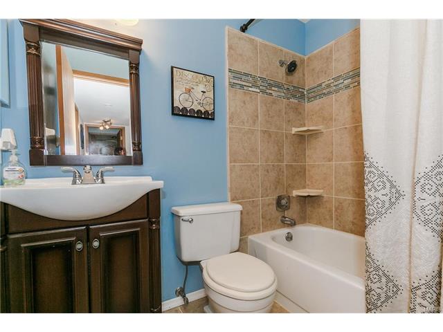 709 Ridgeside Dr #K, Ballwin, MO 63021 photo 17