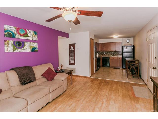 709 Ridgeside Dr #K, Ballwin, MO 63021 photo 4