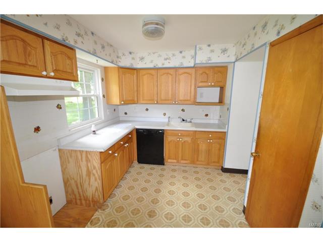 1024 Rose Hill Ln, Ellisville, MO 63021 photo 5