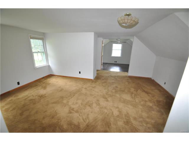 1024 Rose Hill Ln, Ellisville, MO 63021 photo 9