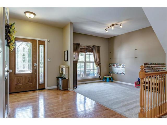 239 Spring Borough Dr, O'fallon, MO 63368 photo 4