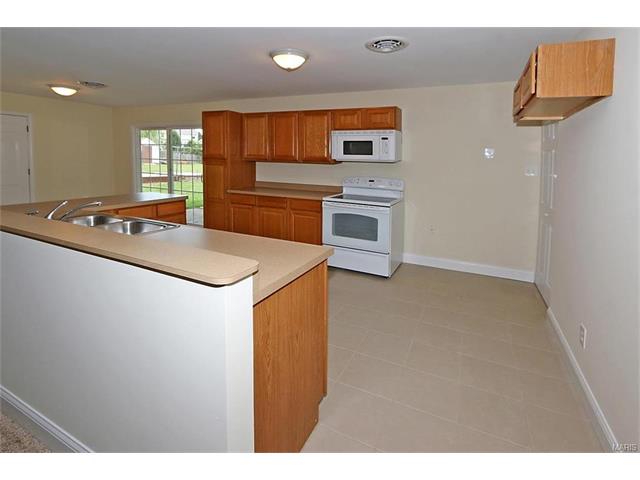16 N Lang, O'fallon, MO 63366 photo 8