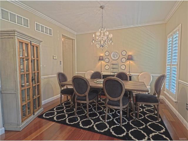 9 Greystoke Ct, Ballwin, MO 63021 photo 7