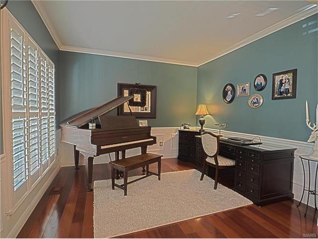 9 Greystoke Ct, Ballwin, MO 63021 photo 5