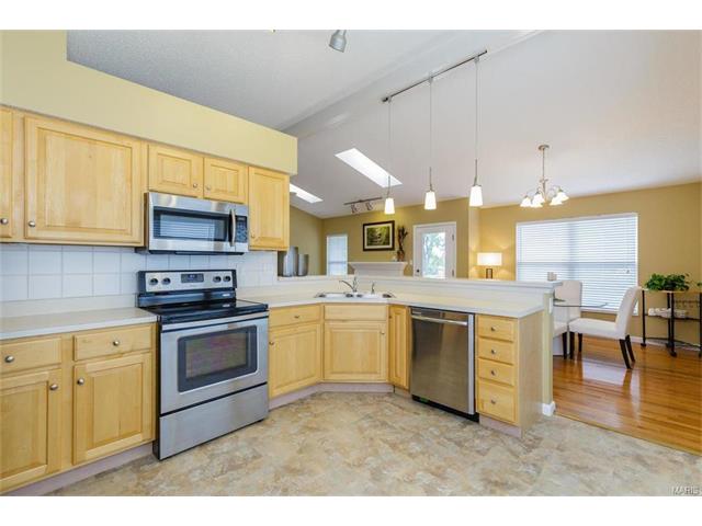 26 Highgrove Ct, O'fallon, MO 63366 photo 7