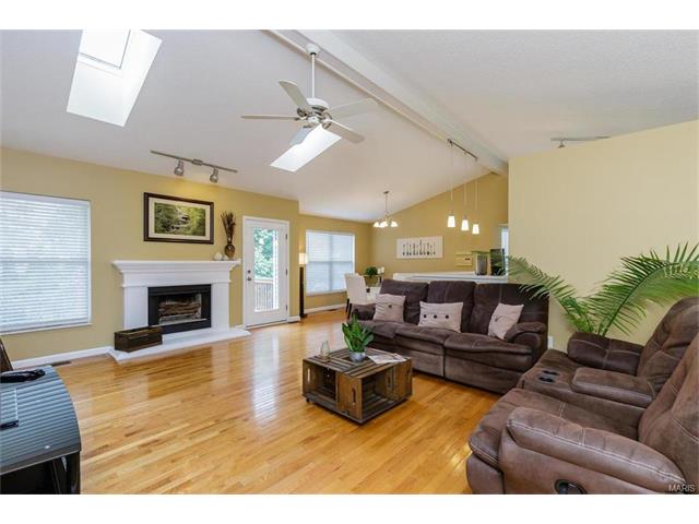 26 Highgrove Ct, O'fallon, MO 63366 photo 2