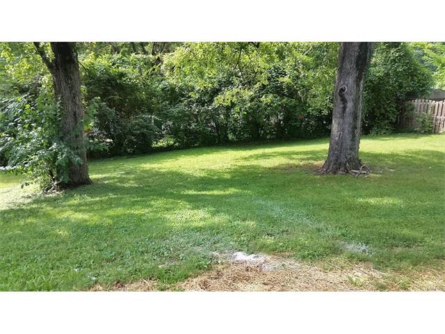523 Sulphur Spring Rd, Ballwin, MO 63021 photo 13