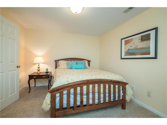 253 Greenburn Dr, Weldon Spring, MO 63304 photo 33
