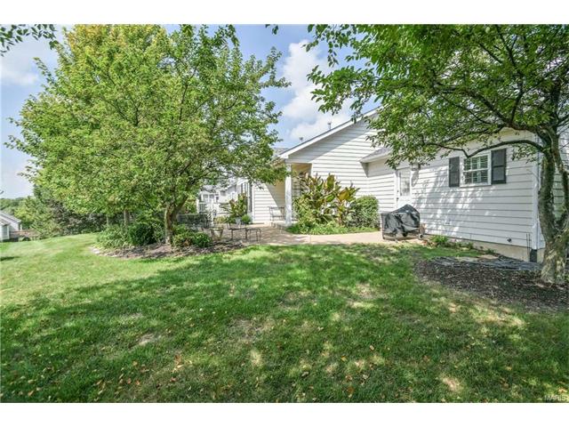 253 Greenburn Dr, Weldon Spring, MO 63304 photo 8