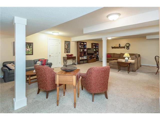 253 Greenburn Dr, Weldon Spring, MO 63304 photo 7