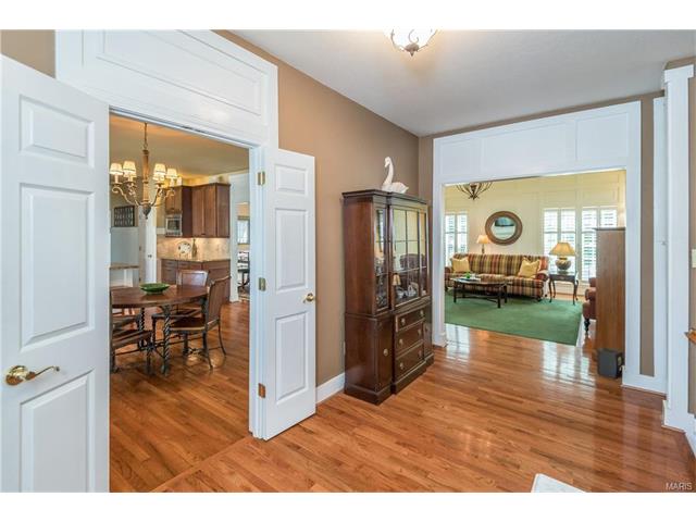 253 Greenburn Dr, Weldon Spring, MO 63304 photo 11