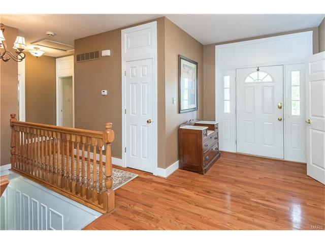 253 Greenburn Dr, Weldon Spring, MO 63304 photo 12