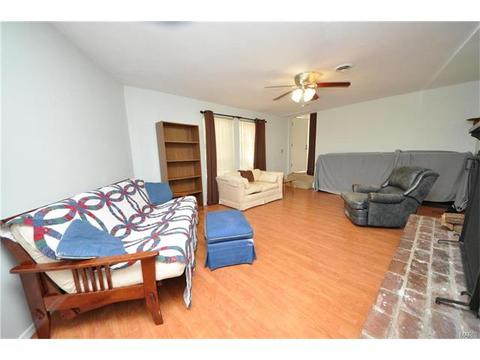 402 Down Hill Dr, Ballwin, MO 63021 photo 6