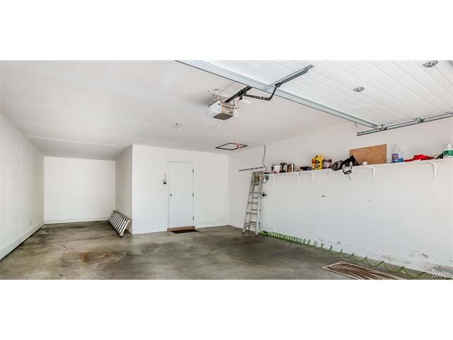 563 Windsor Mill Dr, Ballwin, MO 63011 photo 11
