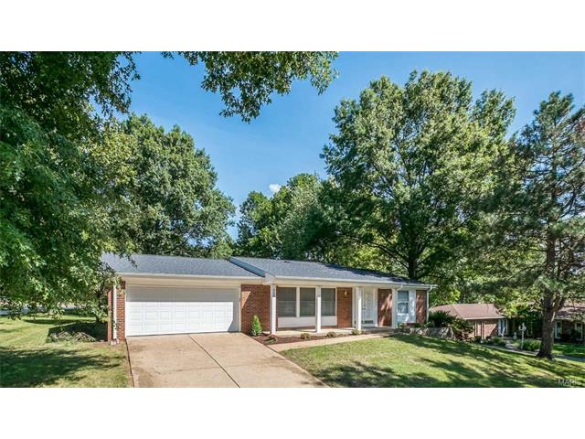 563 Windsor Mill Dr, Ballwin, MO 63011 photo 3