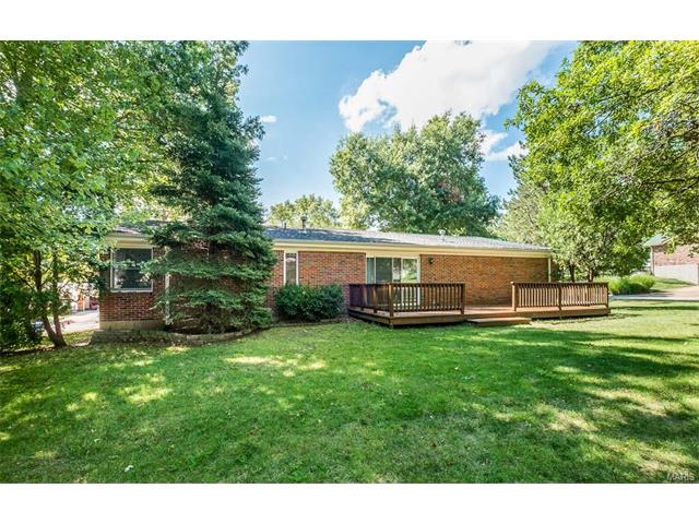 563 Windsor Mill Dr, Ballwin, MO 63011 photo 9