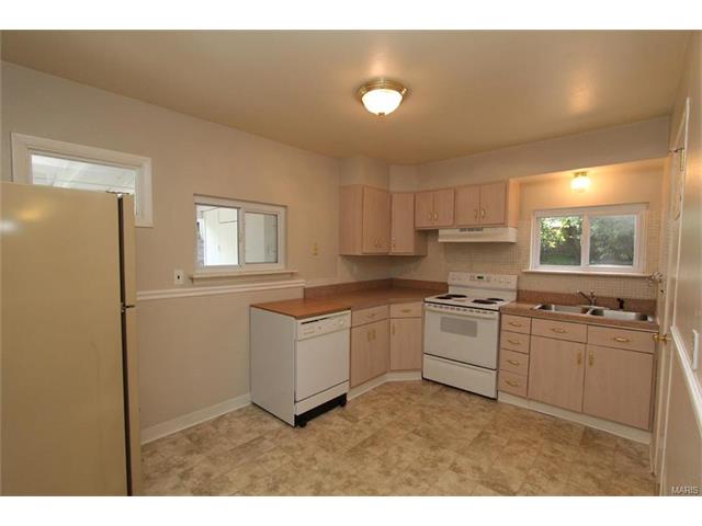 205 Solley Dr, Ballwin, MO 63021 photo 7