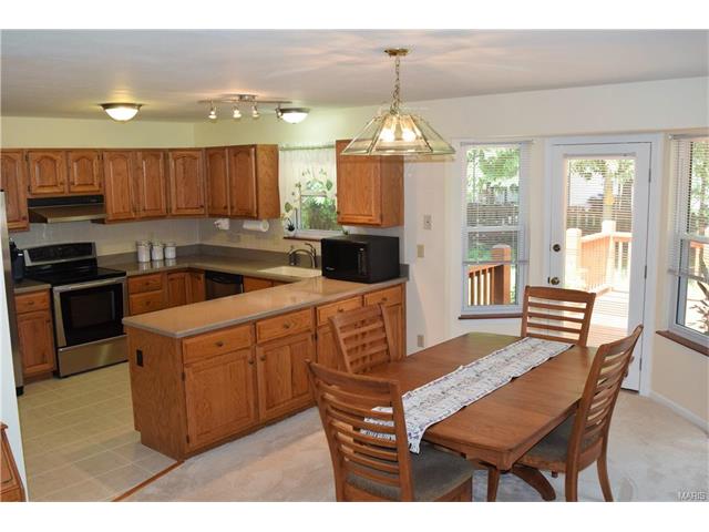 7301 The Cedars Dr, O'fallon, MO 63368 photo 8