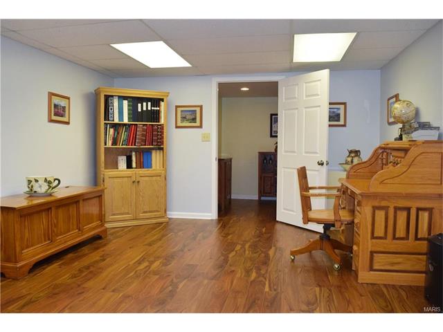 7301 The Cedars Dr, O'fallon, MO 63368 photo 18