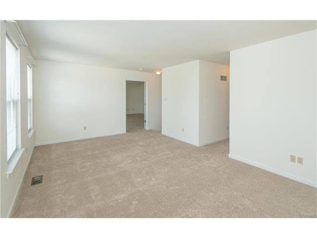 137 Windy Acres Estates Dr, Ballwin, MO 63021 photo 23