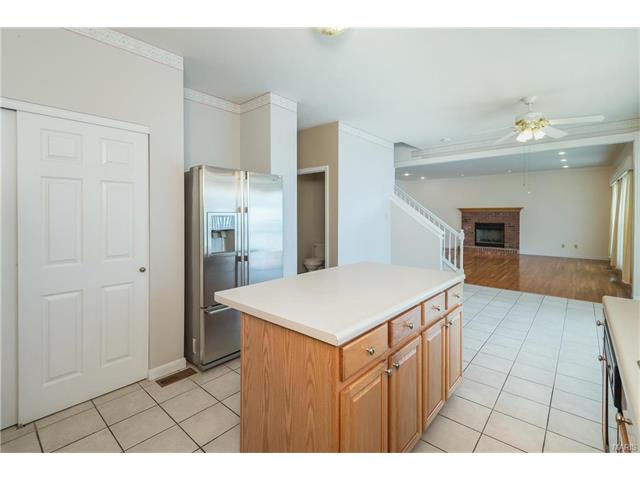 137 Windy Acres Estates Dr, Ballwin, MO 63021 photo 17