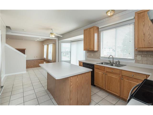 137 Windy Acres Estates Dr, Ballwin, MO 63021 photo 16