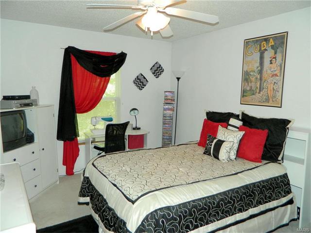 1558 Madre Dr, Foristell, MO 63348 photo 23