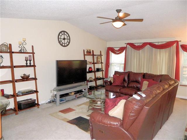 1558 Madre Dr, Foristell, MO 63348 photo 8
