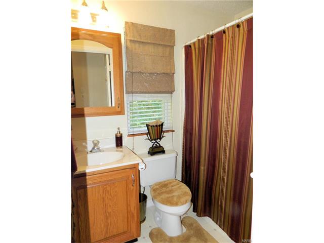 1558 Madre Dr, Foristell, MO 63348 photo 24