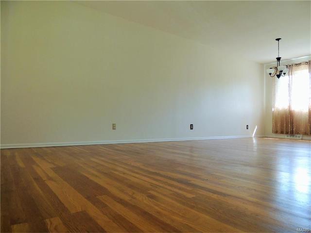 808 Sherwick Ter, Ballwin, MO 63021 photo 7