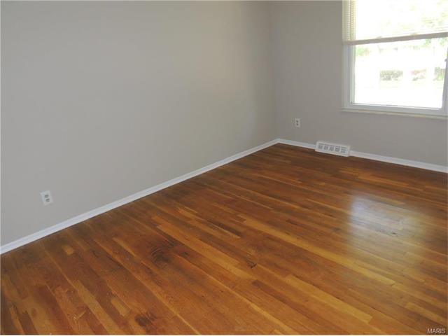 808 Sherwick Ter, Ballwin, MO 63021 photo 15