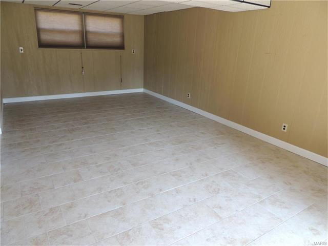 808 Sherwick Ter, Ballwin, MO 63021 photo 20