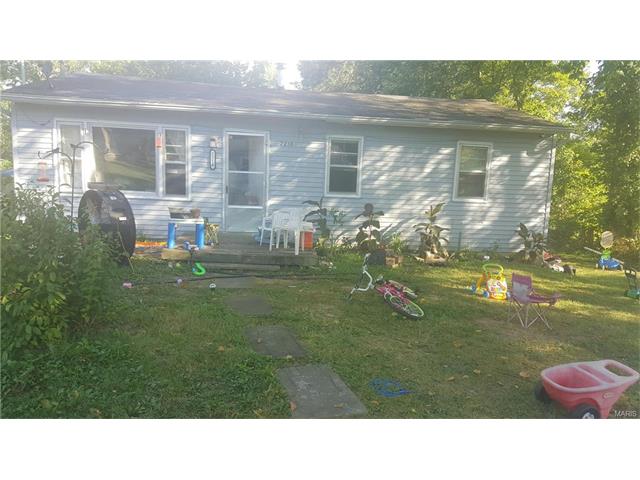 2218 School Dr, Pevely, MO 63070 photo 1